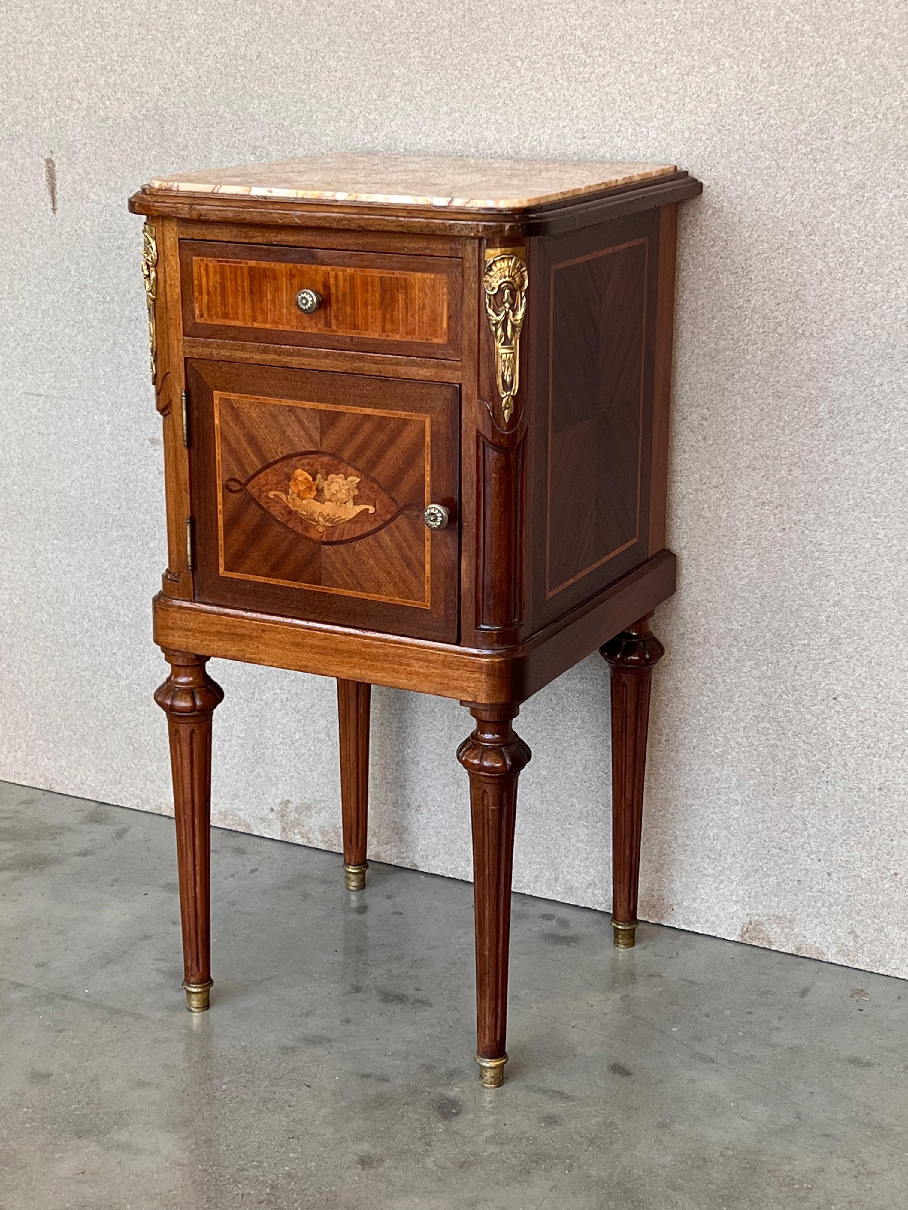 19th Century French Louis XVI Guillaume Grohé Style Bedside Cabinet In Good Condition For Sale In Miami, FL