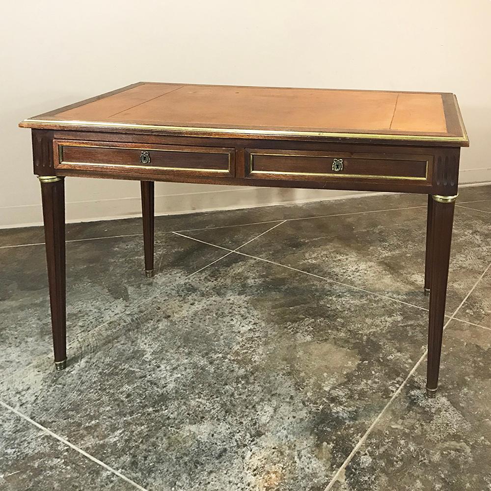 19th Century French Louis XVI Leather Top Desk In Good Condition In Dallas, TX