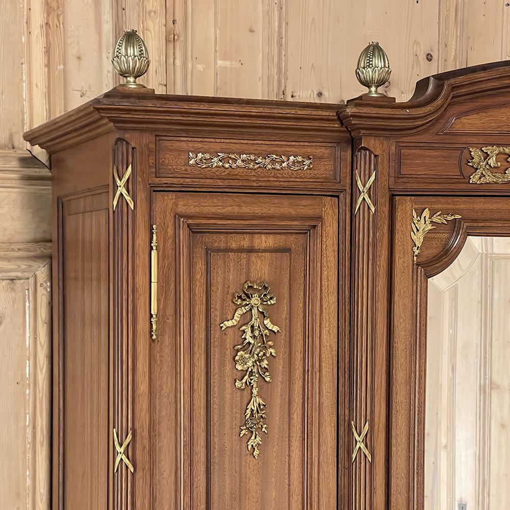 19th Century French Louis XVI Mahogany Armoire with Ormolu For Sale 4