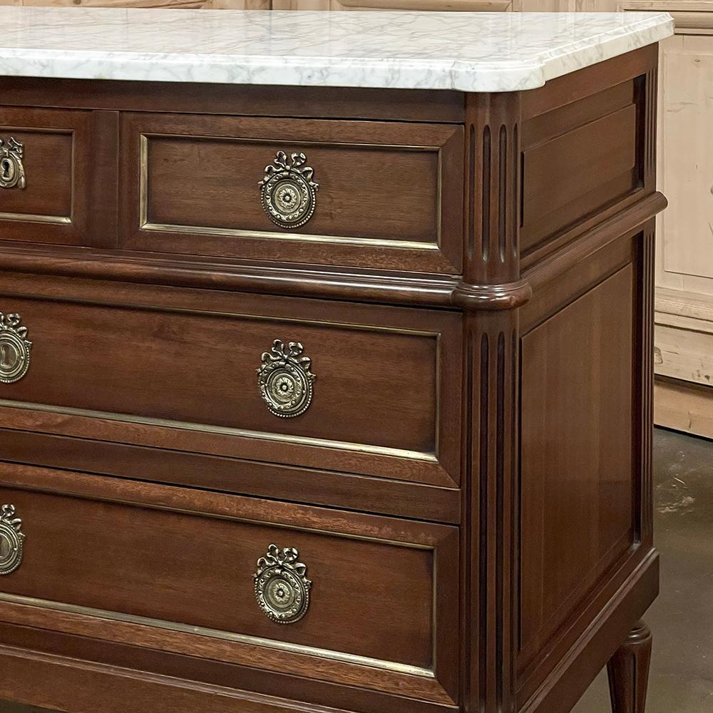 19th Century French Louis XVI Mahogany Commode with Carrara Marble Top For Sale 7