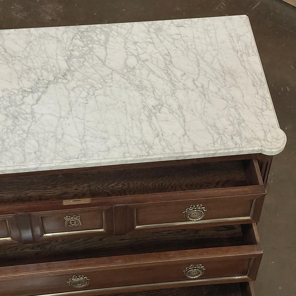 19th Century French Louis XVI Mahogany Commode with Carrara Marble Top For Sale 2