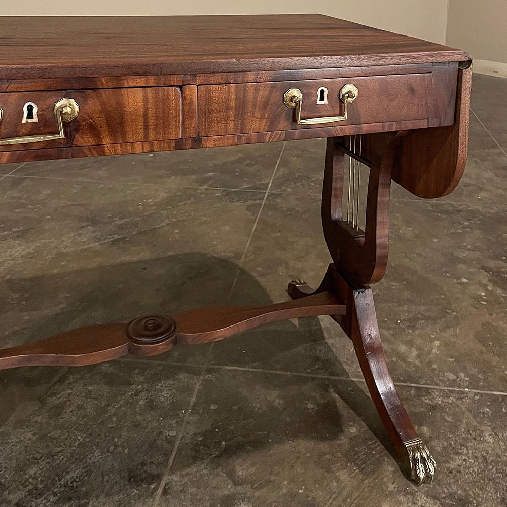 19th Century French Louis XVI Mahogany Drop Leaf End Table For Sale 7