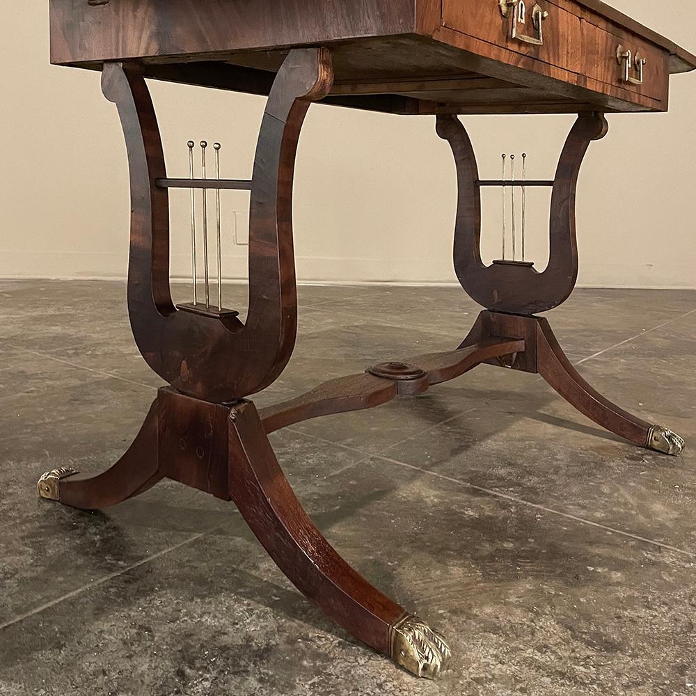 19th Century French Louis XVI Mahogany Drop Leaf End Table For Sale 10