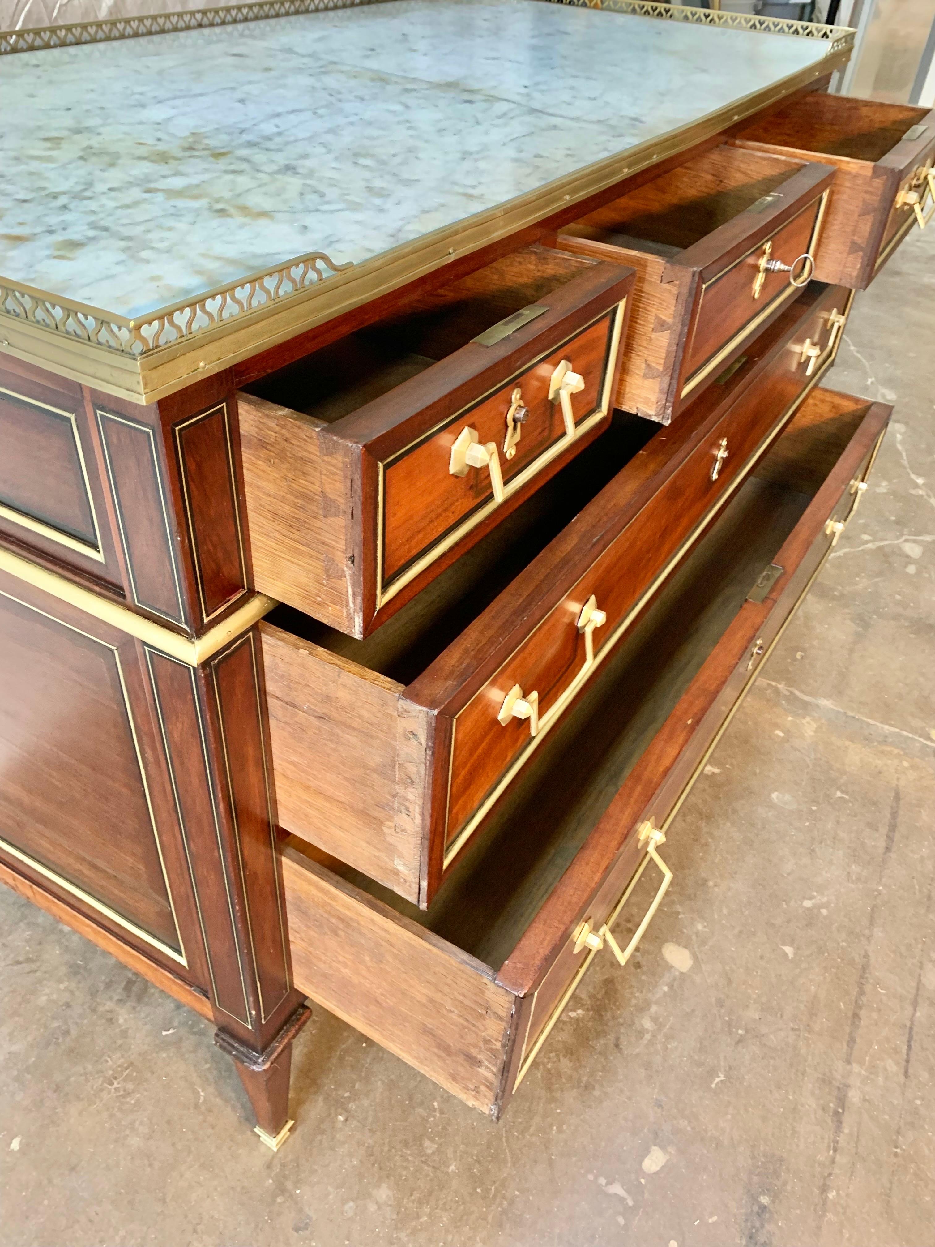 19th Century French Louis XVI Mahogany, Marble and Brass Commode For Sale 8