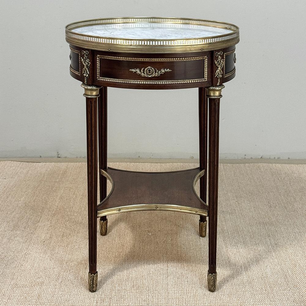19th Century French Louis XVI Mahogany Marble Top Gueridon ~ Round End Table In Good Condition For Sale In Dallas, TX