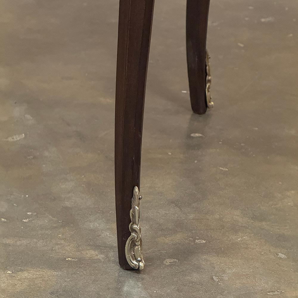 Table d'appoint Louis XVI du 19e siècle à plateau de marbre ~ Gueridon avec bronze en vente 7