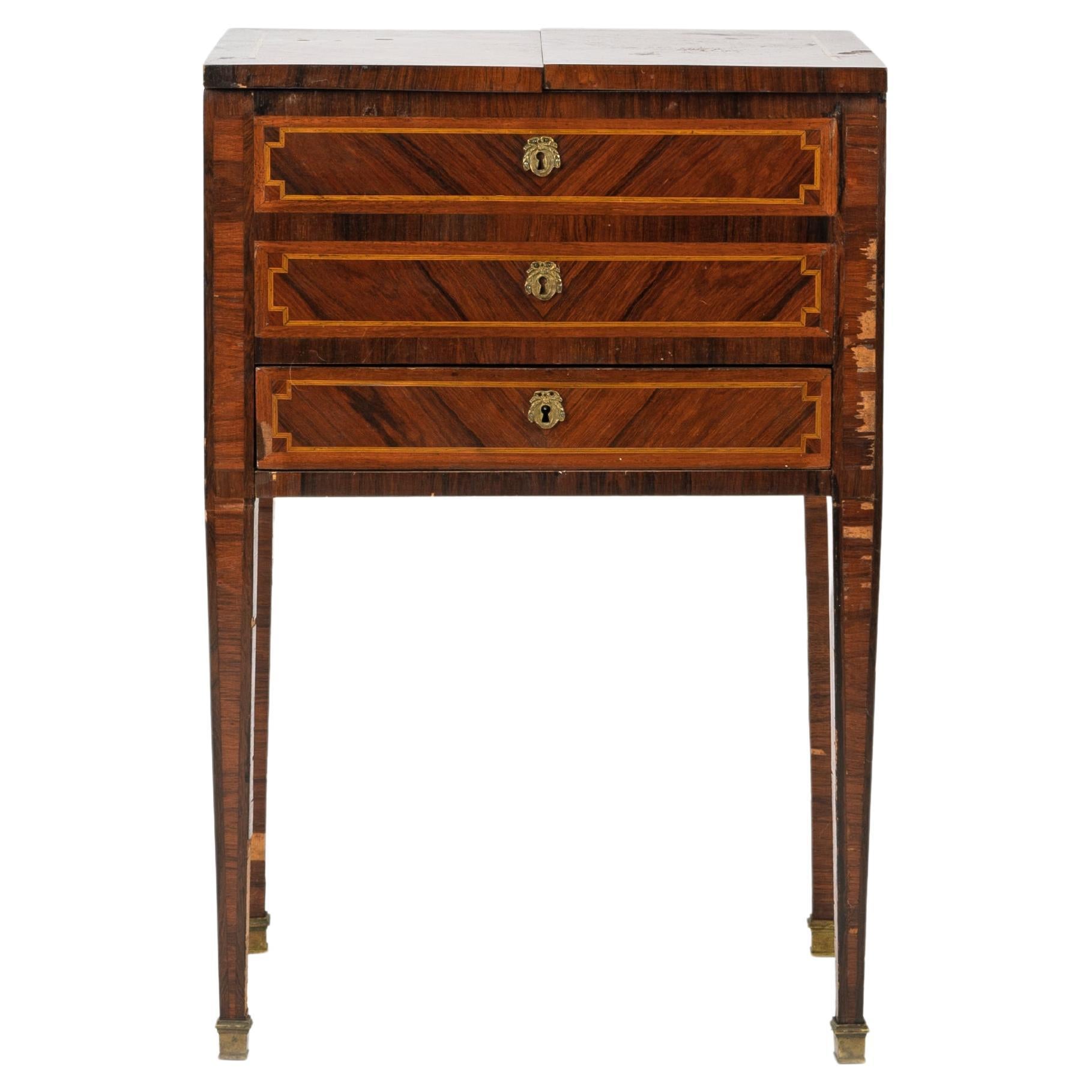 Table à plateau ouvert Louis XVI du 19ème siècle par Envoi Khan De Cie en vente