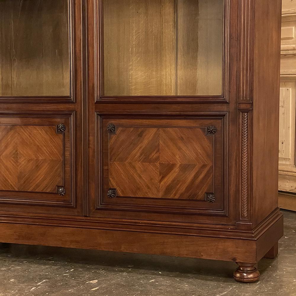 19th Century French Louis XVI Neoclassical Mahogany Bookcase For Sale 12