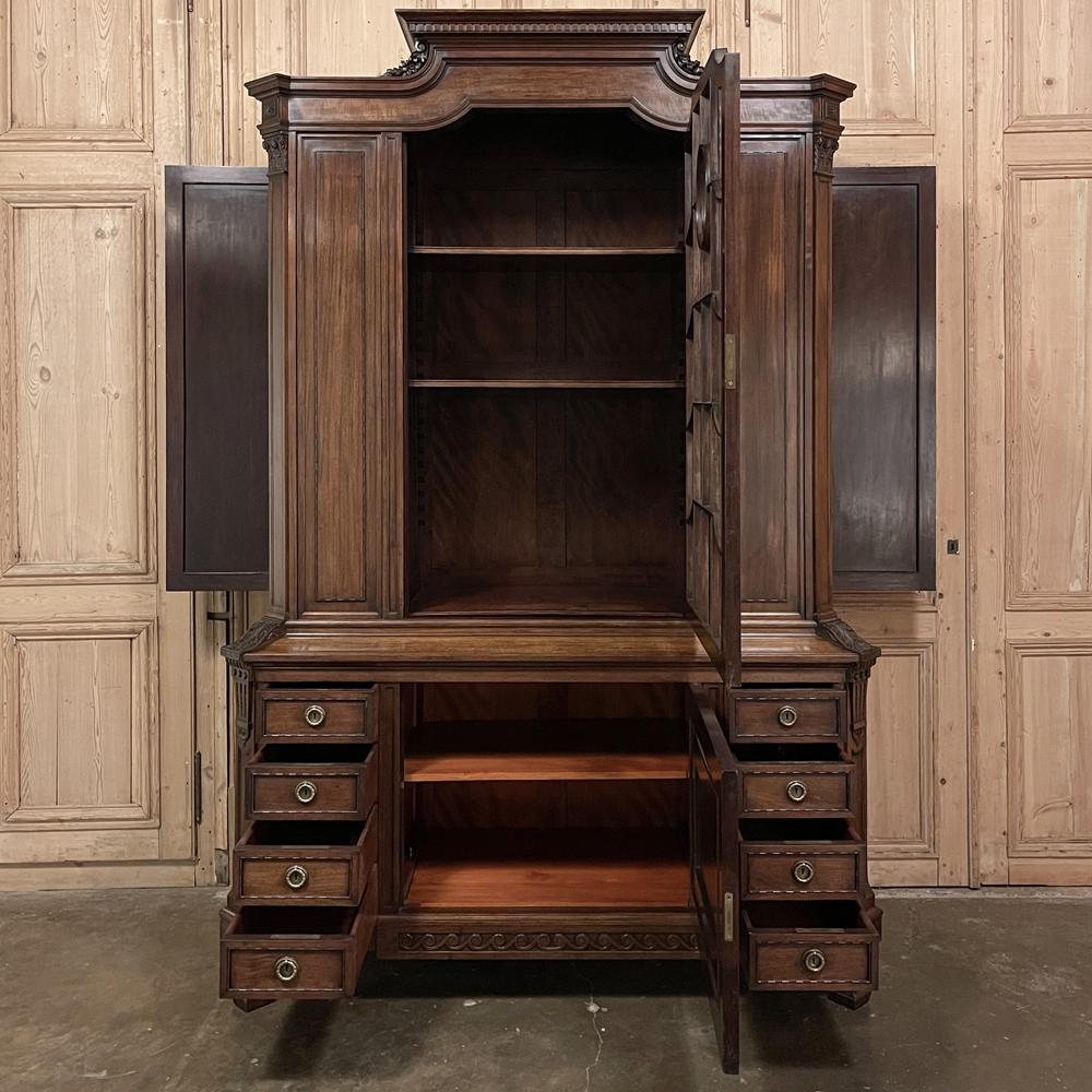 19th Century French Louis XVI Neoclassical Walnut Bookcase, Linen Press In Good Condition For Sale In Dallas, TX