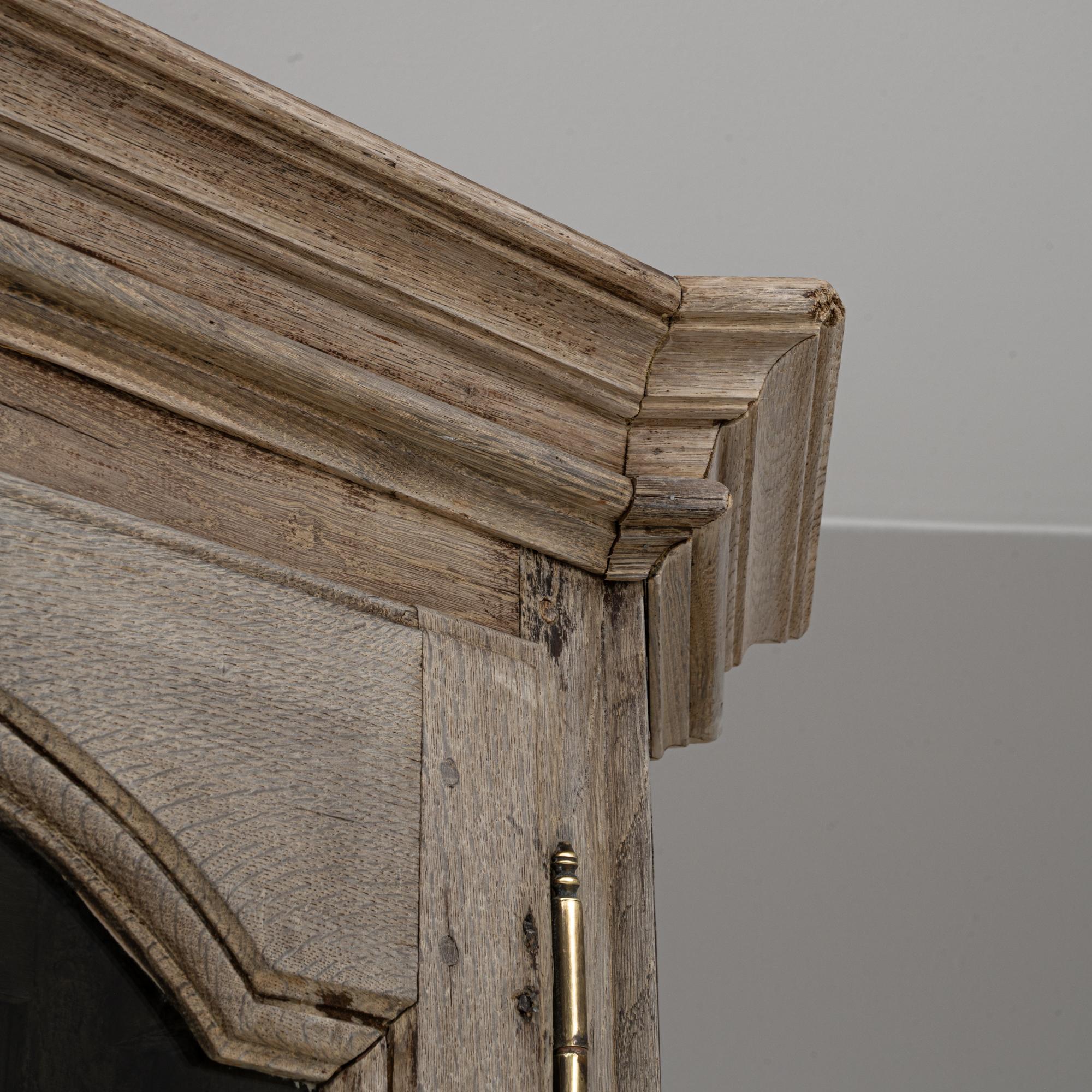 19. Jahrhundert Französisch Louis XVI Eiche Vitrine im Angebot 8