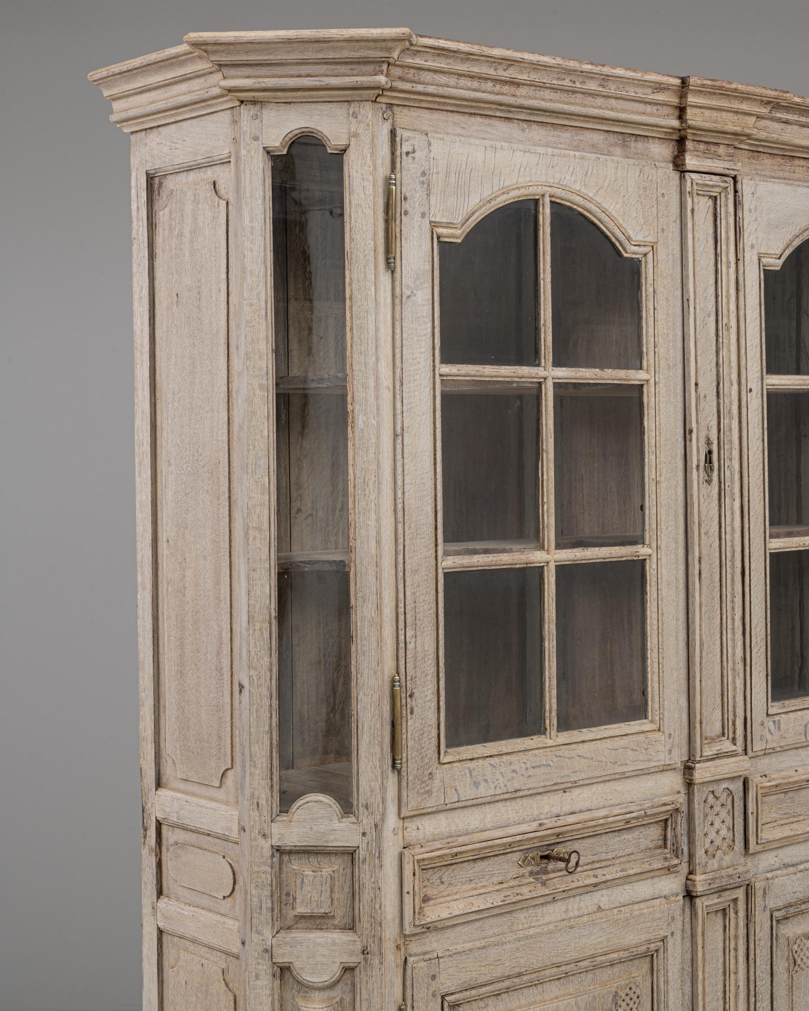 19. Jahrhundert Französisch Louis XVI Eiche Vitrine im Angebot 3