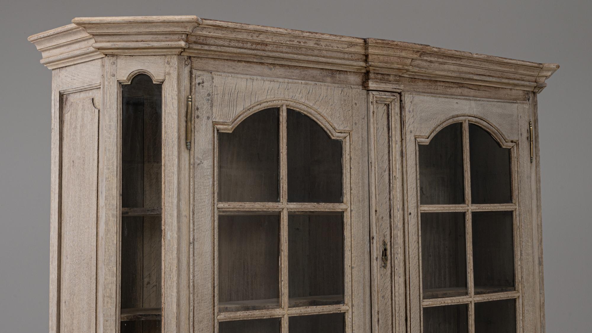 19. Jahrhundert Französisch Louis XVI Eiche Vitrine im Angebot 4