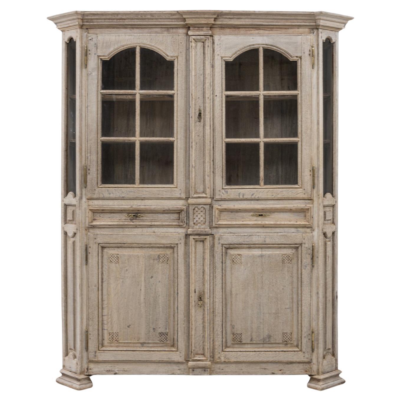 19. Jahrhundert Französisch Louis XVI Eiche Vitrine im Angebot