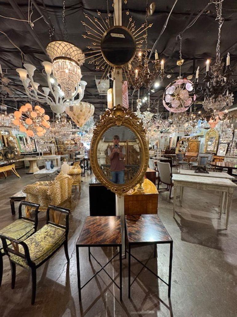 19th Century French Louis XVI Oval Carved and Giltwood Mirror For Sale 2