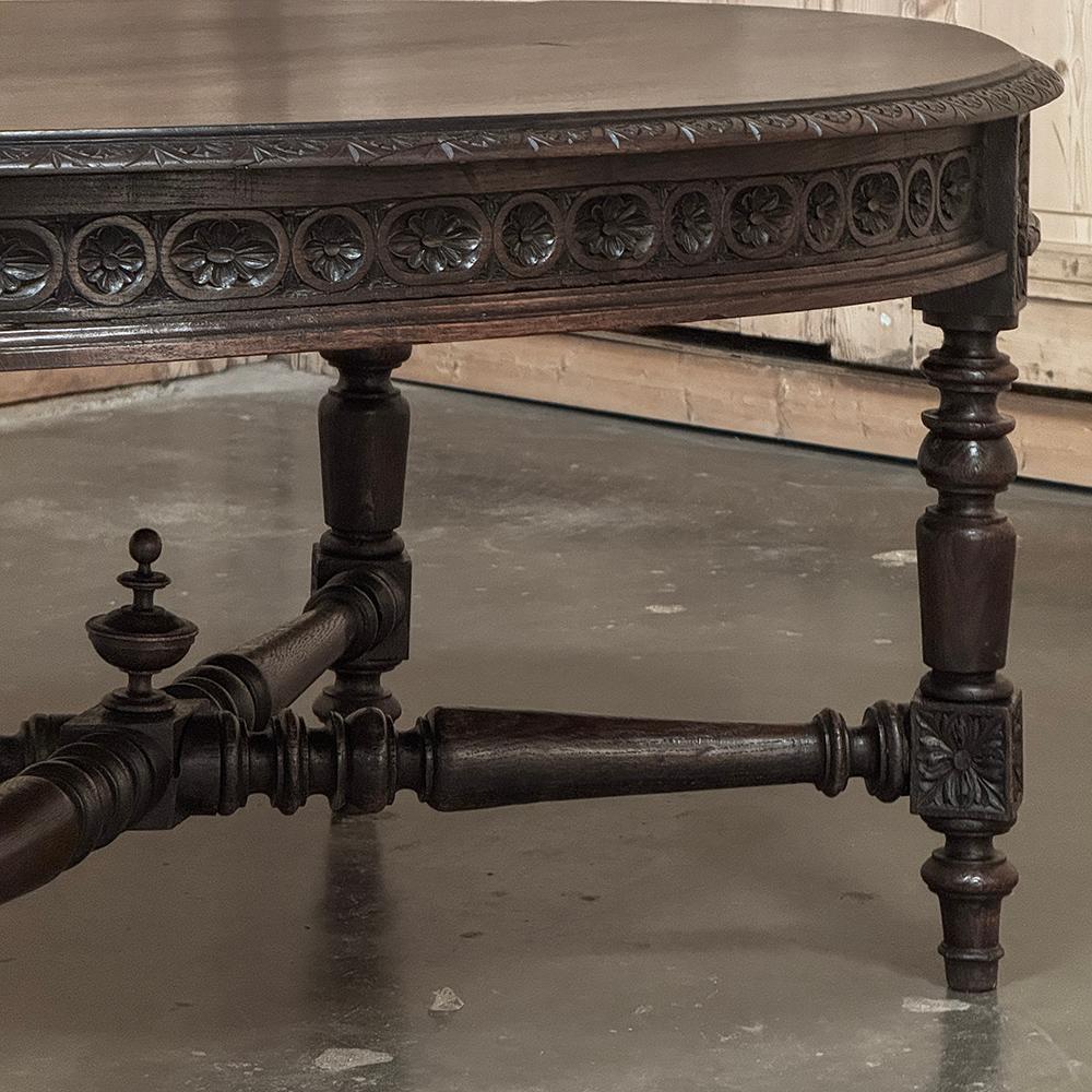 Table basse ovale Louis XVI du XIXe siècle en vente 11