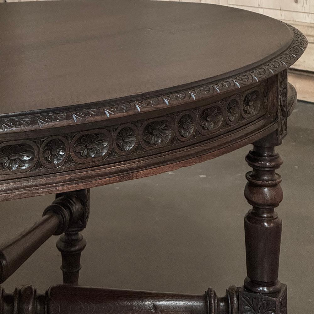 Table basse ovale Louis XVI du XIXe siècle en vente 1