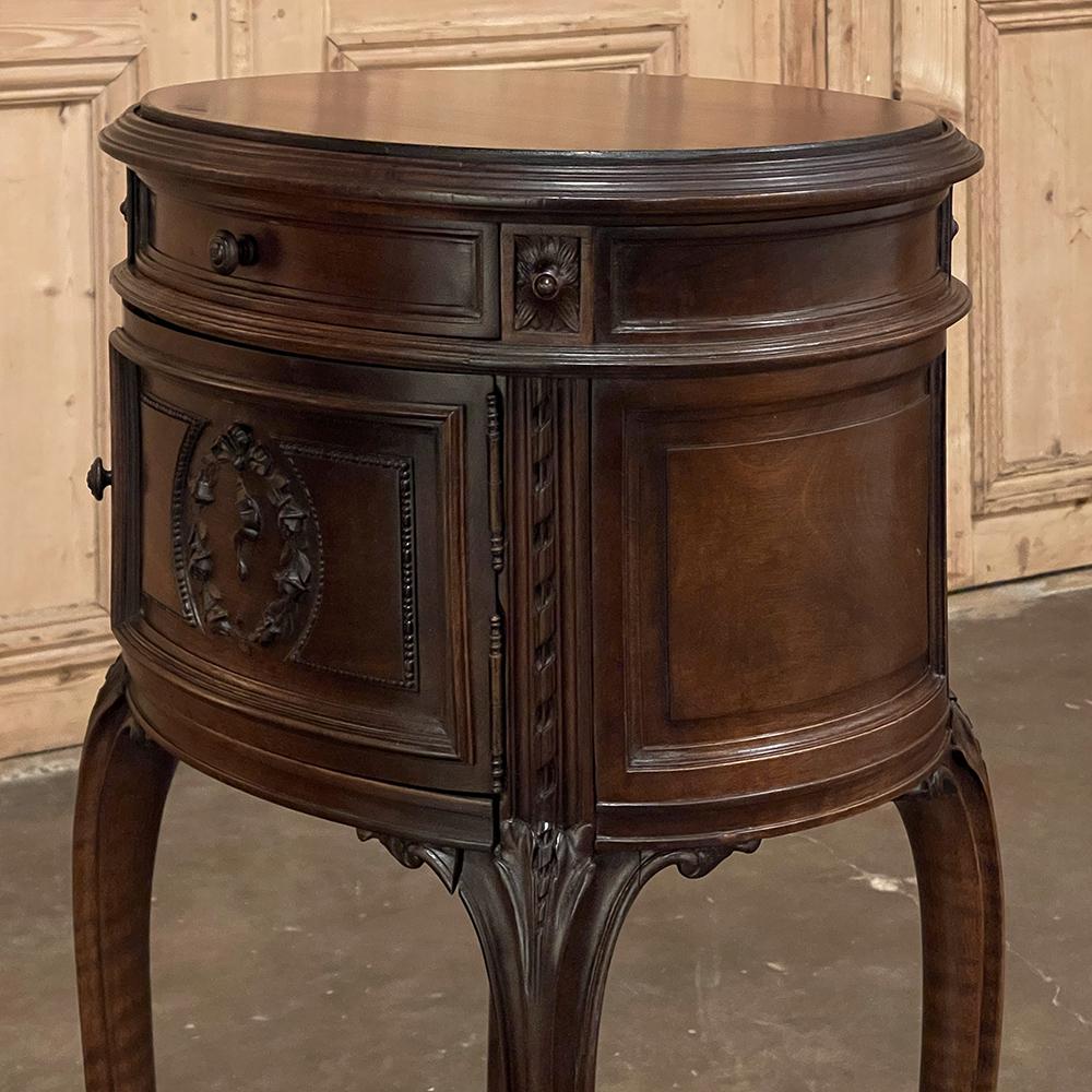 19th Century French Louis XVI Oval Nightstand For Sale 6