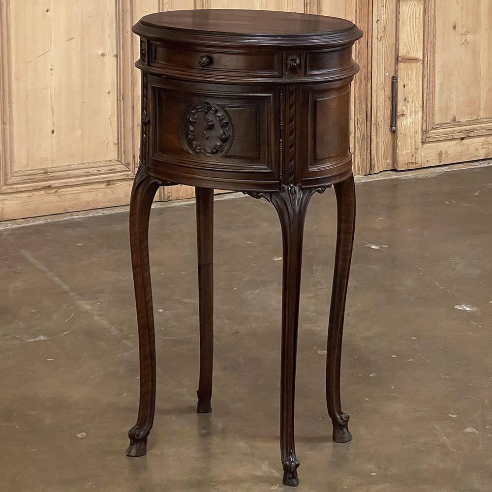 19th Century French Louis XVI Oval Nightstand In Good Condition For Sale In Dallas, TX