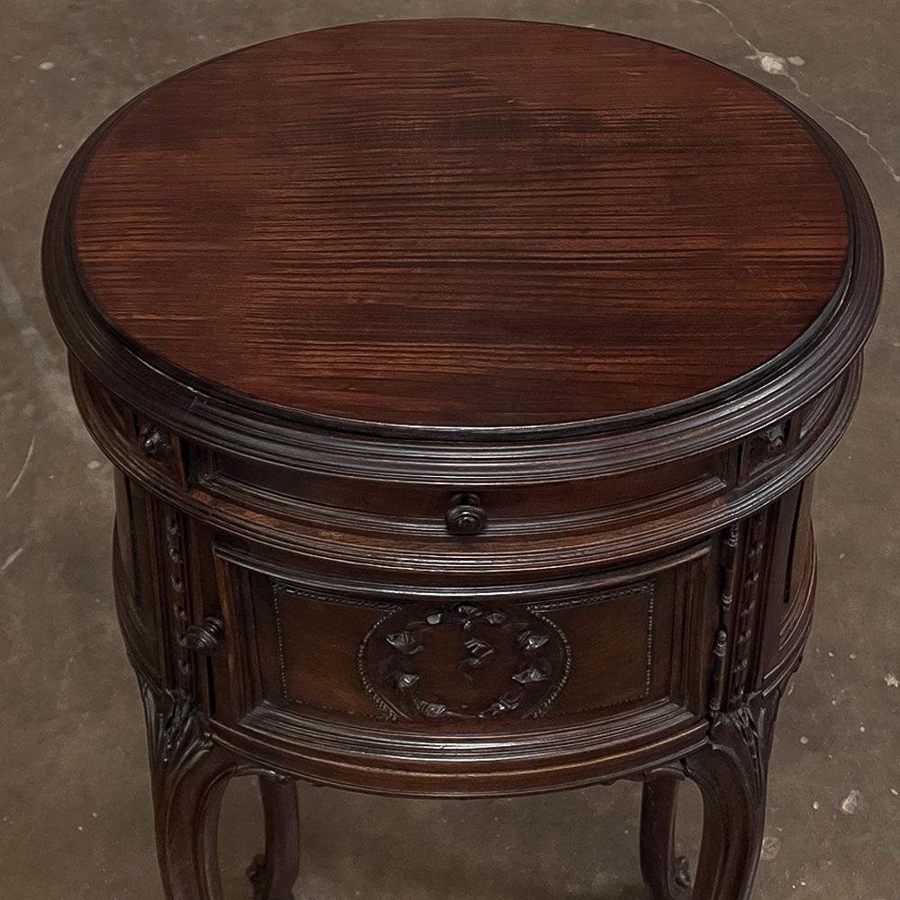 19th Century French Louis XVI Oval Nightstand For Sale 3