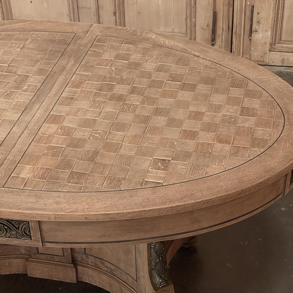 19th Century French Louis XVI Oval Parquet Dining Table with Ormolu For Sale 4