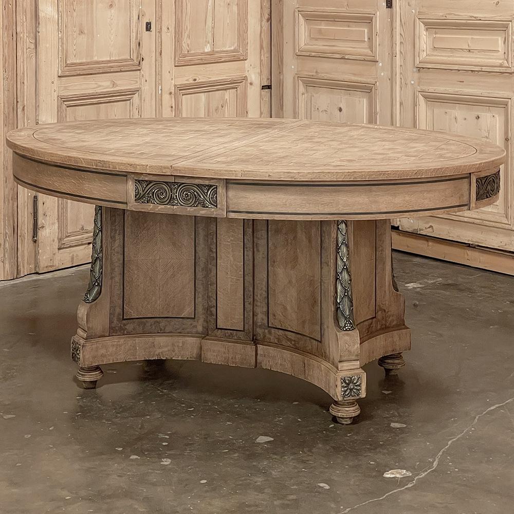 19th Century French Louis XVI Oval Parquet Dining Table with Ormolu In Good Condition For Sale In Dallas, TX
