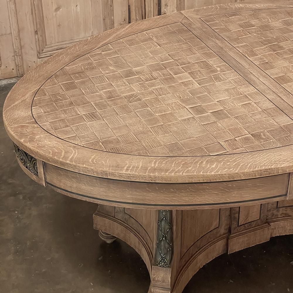 19th Century French Louis XVI Oval Parquet Dining Table with Ormolu For Sale 3