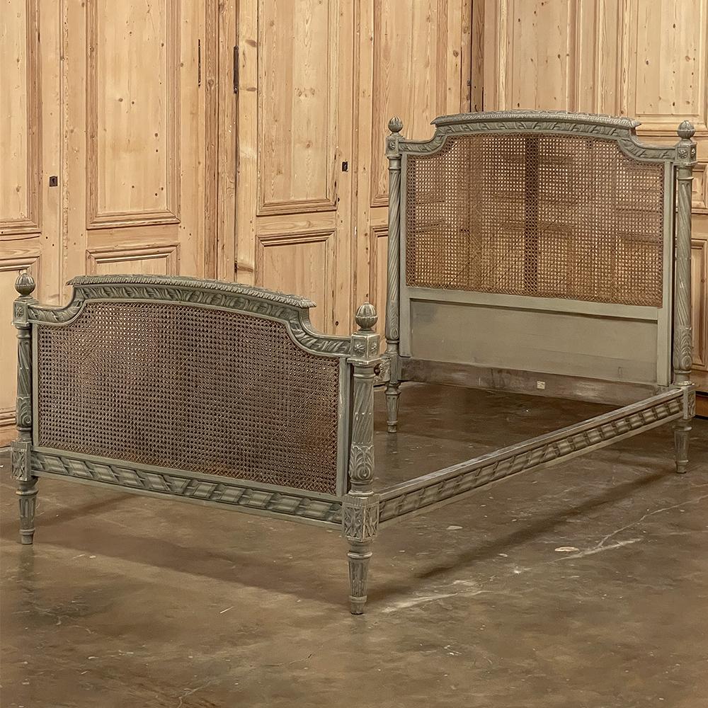Französisches Louis-XVI-Bett mit Schilfrohr, 19. Jahrhundert (Louis XVI.) im Angebot
