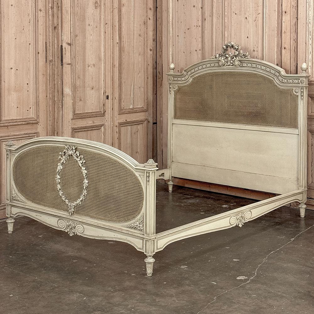 Hand-Carved 19th Century French Louis XVI Painted Bed with Caning For Sale