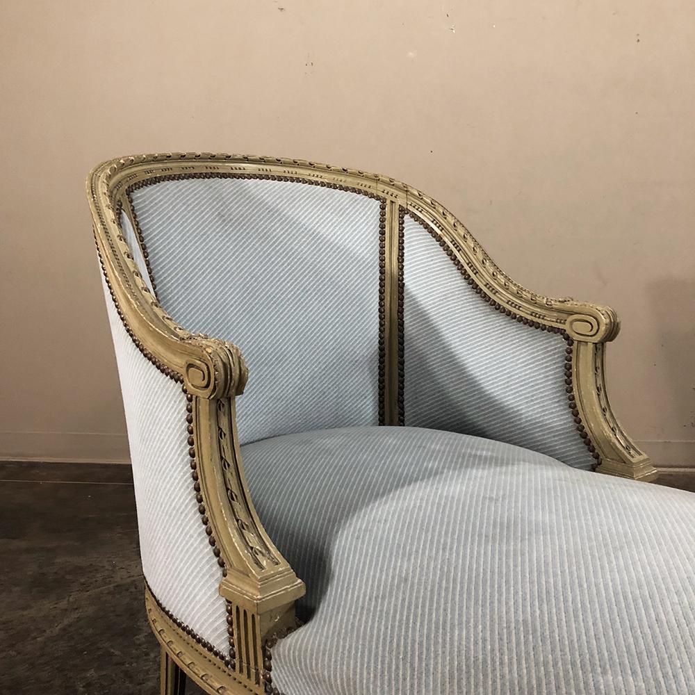 19th Century French Louis XVI Painted Chaise Longue In Good Condition In Dallas, TX