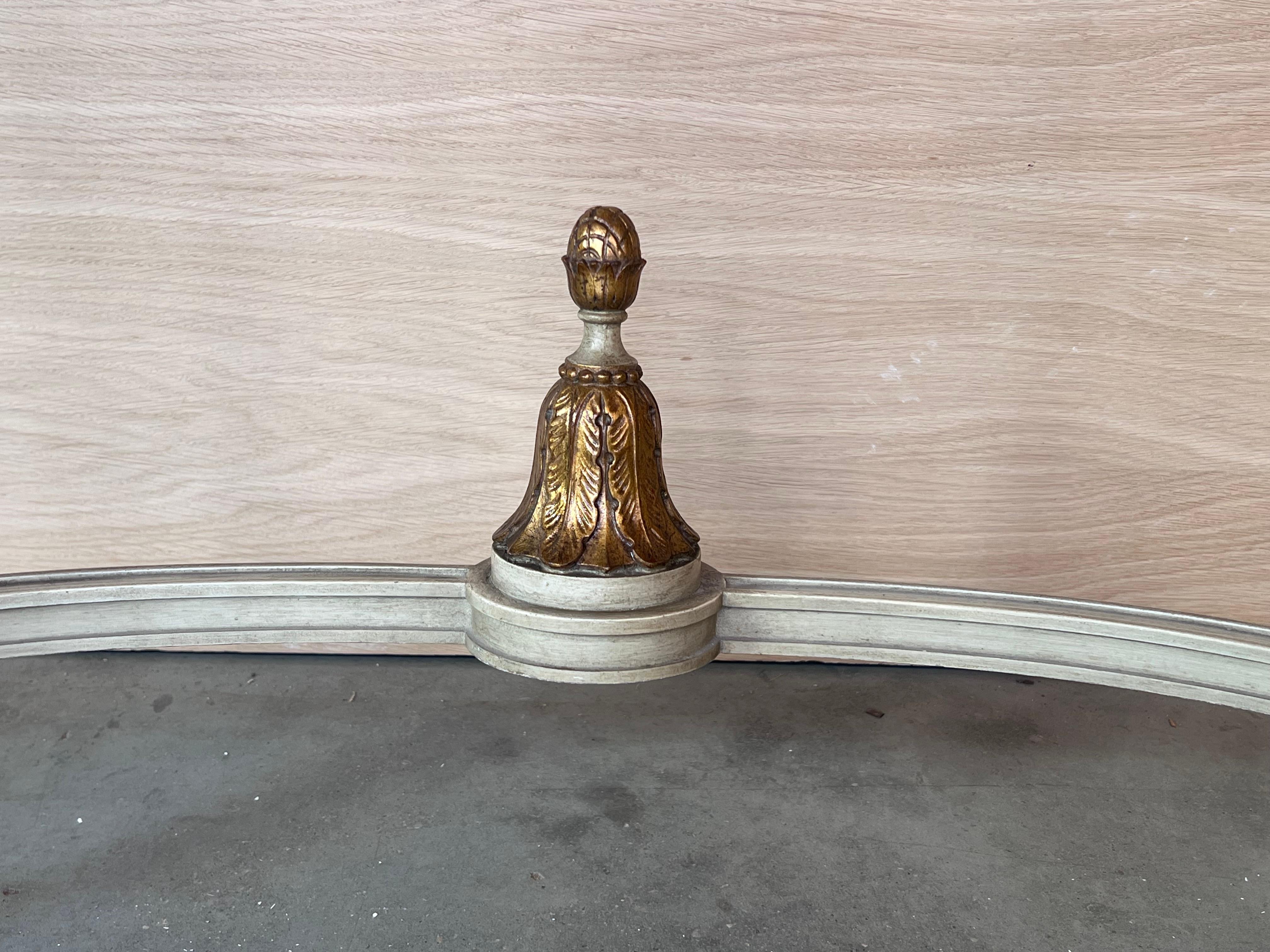Consola demiluna francesa Luis XVI del siglo XIX con tapa de mármol pintada en venta 7