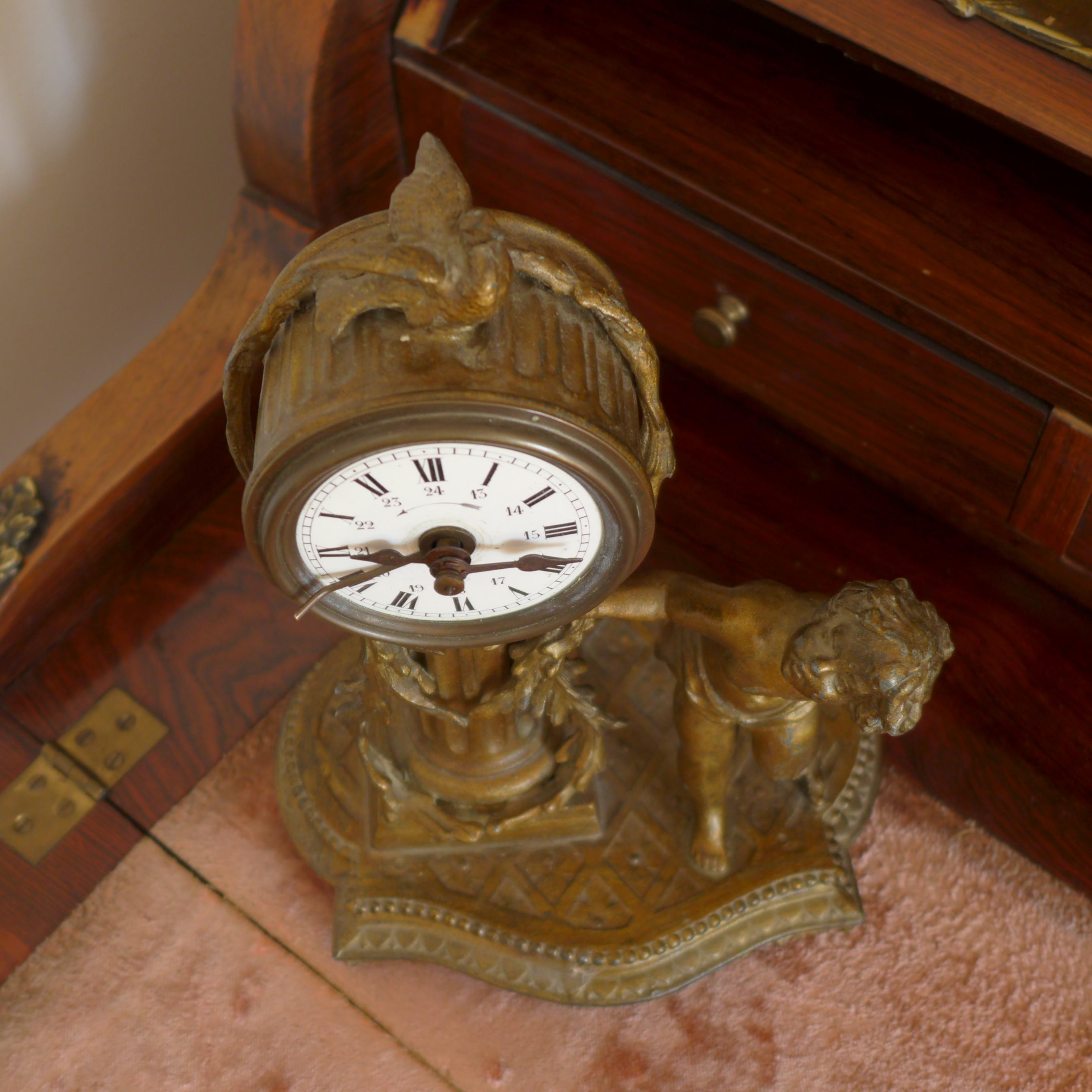 19th Century French Louis XVI Patinated Desk Clock with a Figure of a Boy In Good Condition For Sale In Sofia, BG