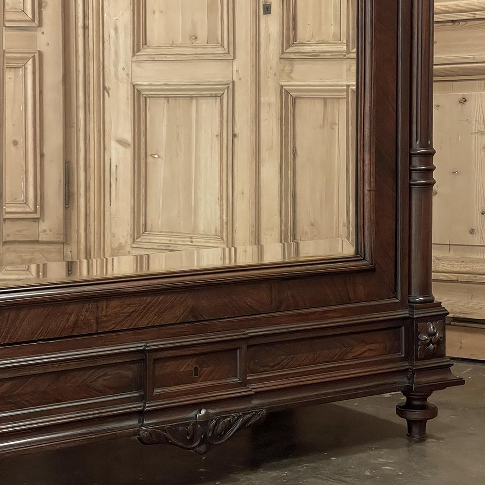 19th Century French Louis XVI Rosewood Armoire For Sale 5