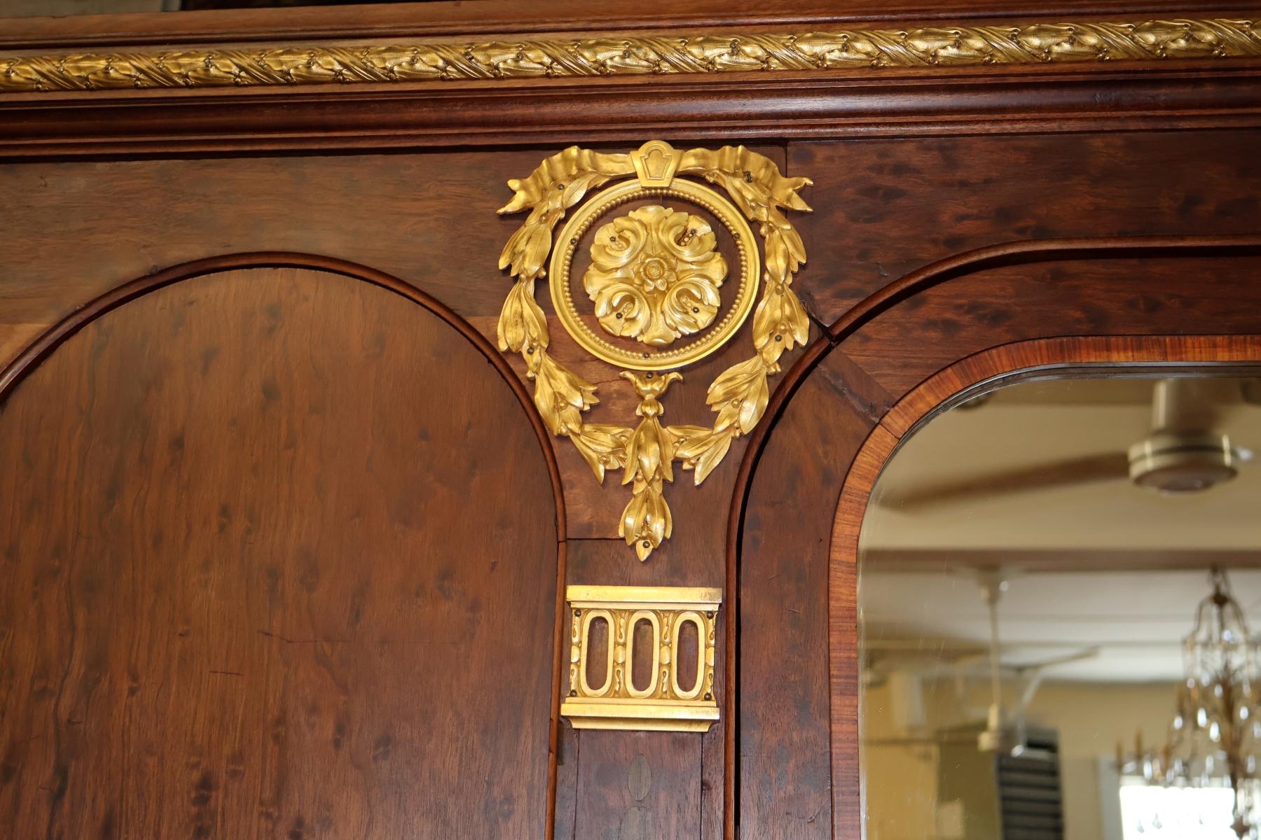 Armario Francés De Caoba Acajou Estilo Luis XVI Del Siglo XIX Por Haentges Freres en venta 10