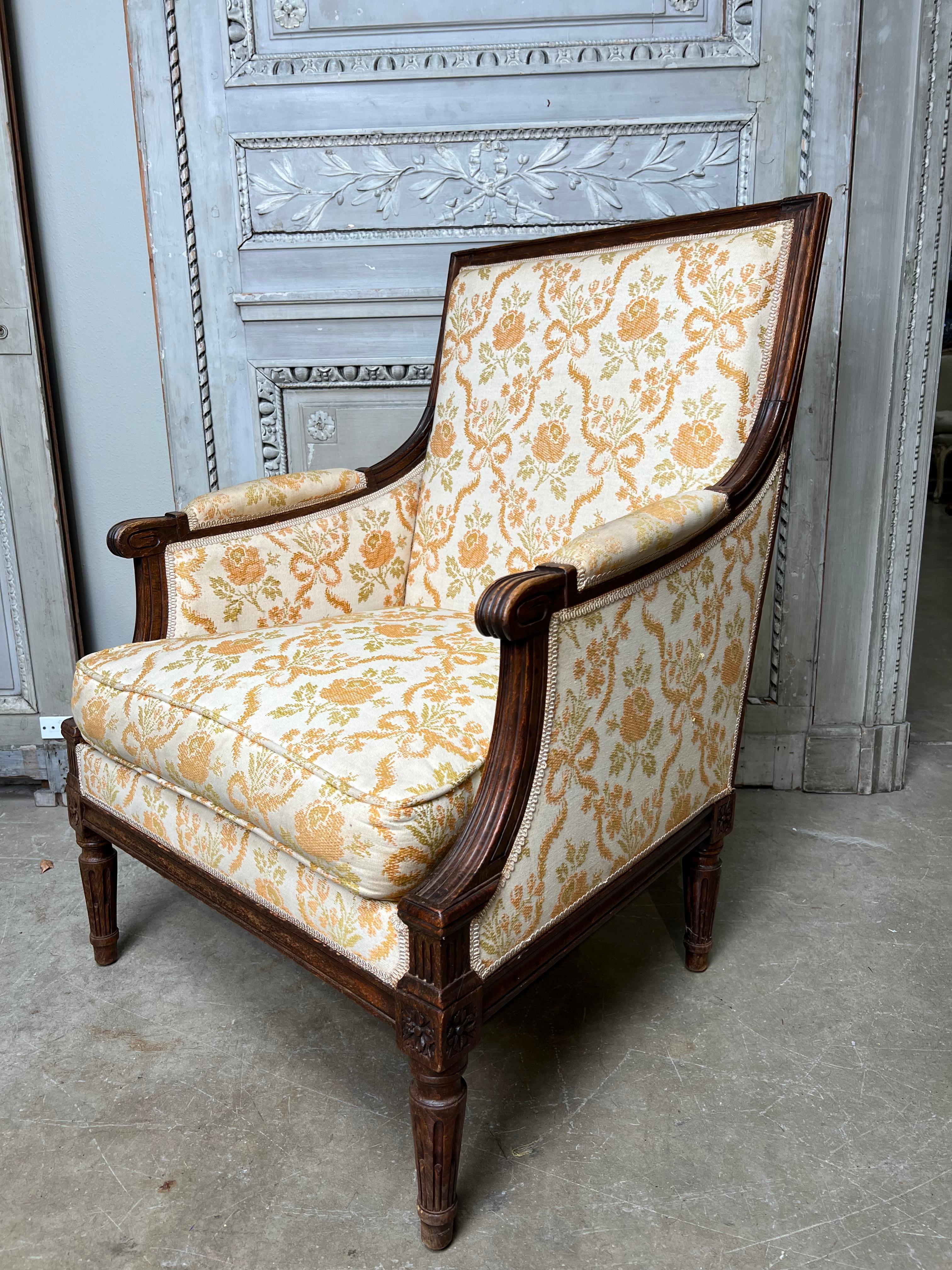 Hand-Carved 19th Century French Louis XVI Style Bergere Chair For Sale