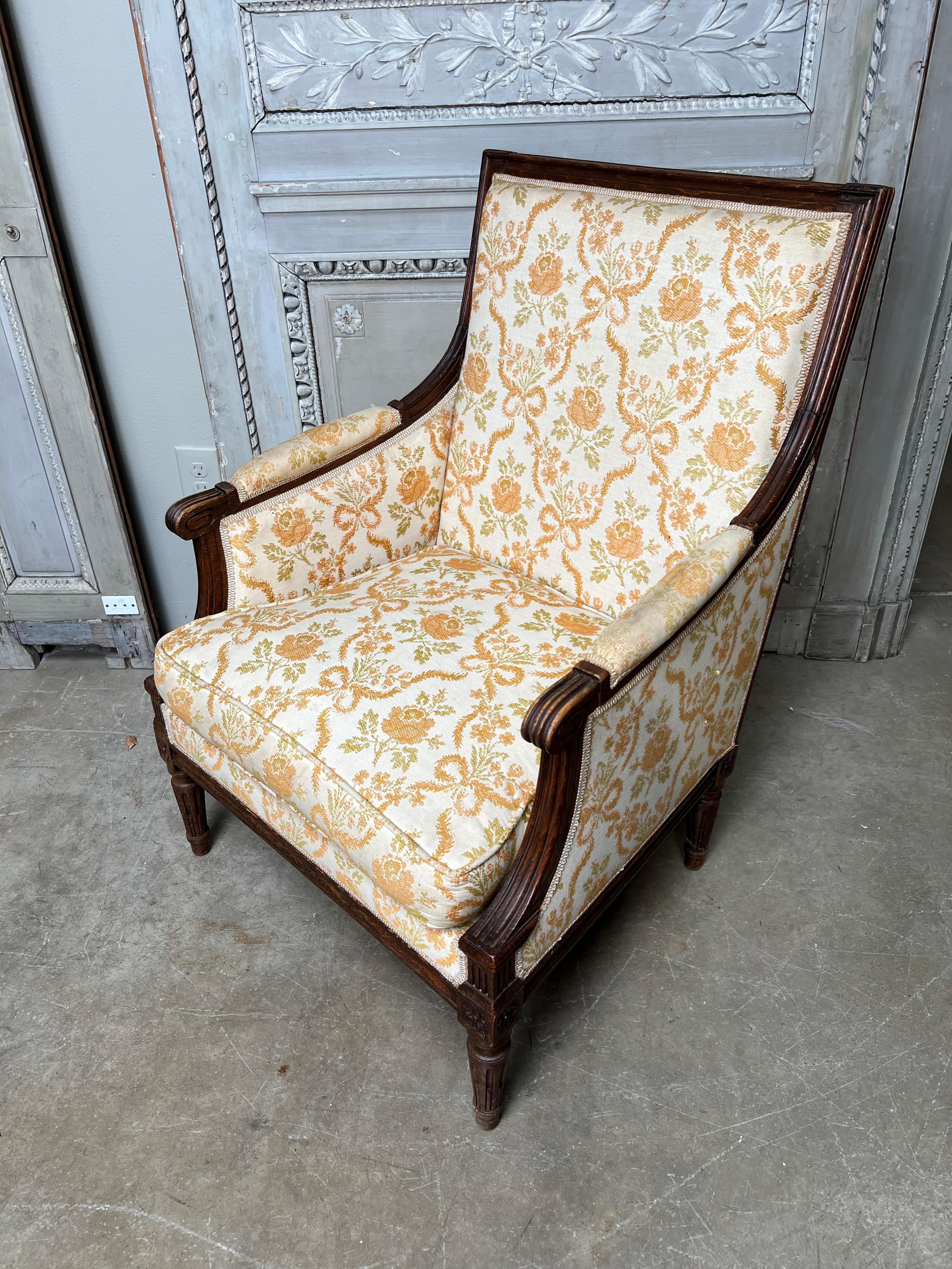 19th Century French Louis XVI Style Bergere Chair For Sale 4