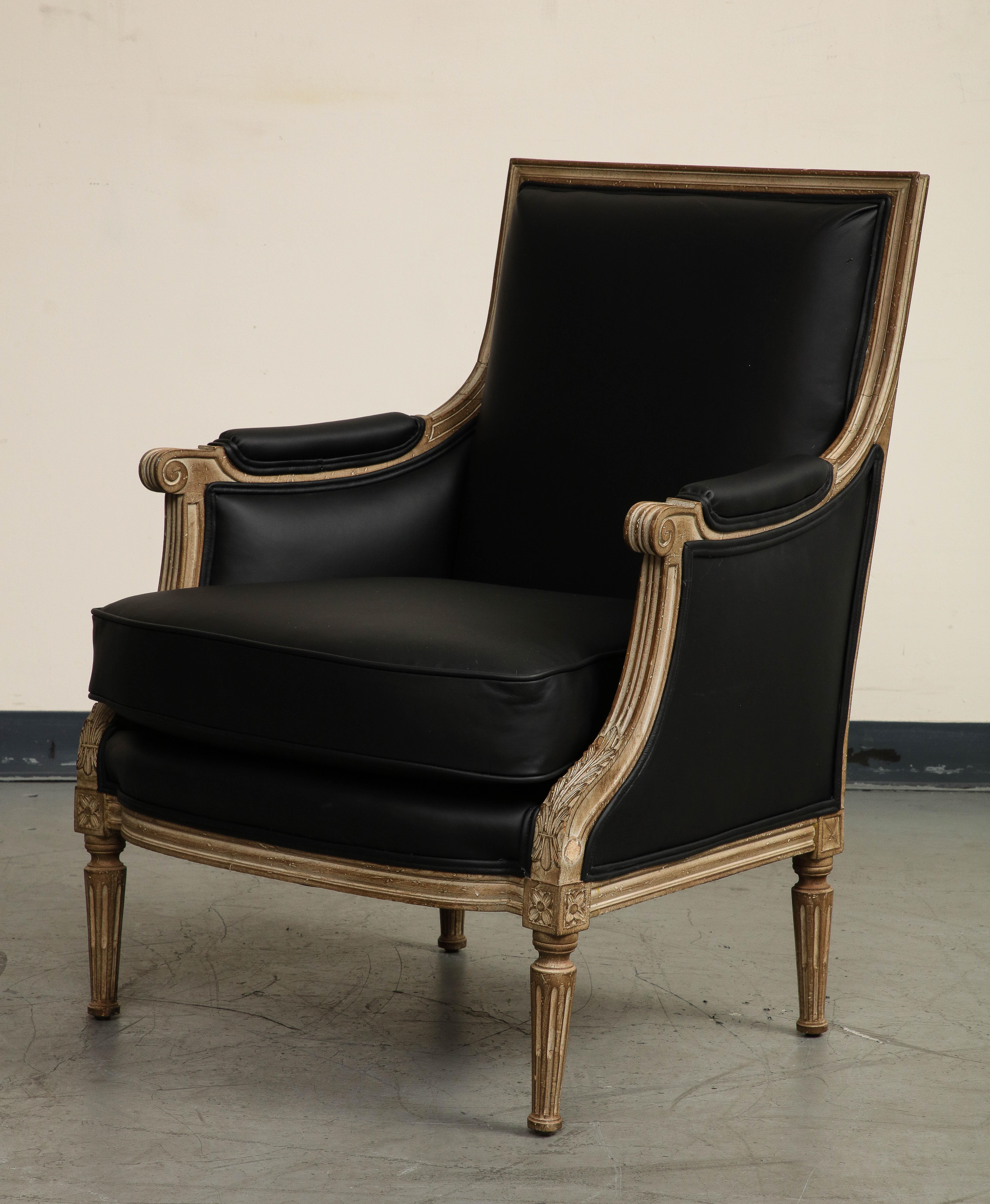 19th Century French Louis XVI Style Black Leather Painted Bergère Armchair 7