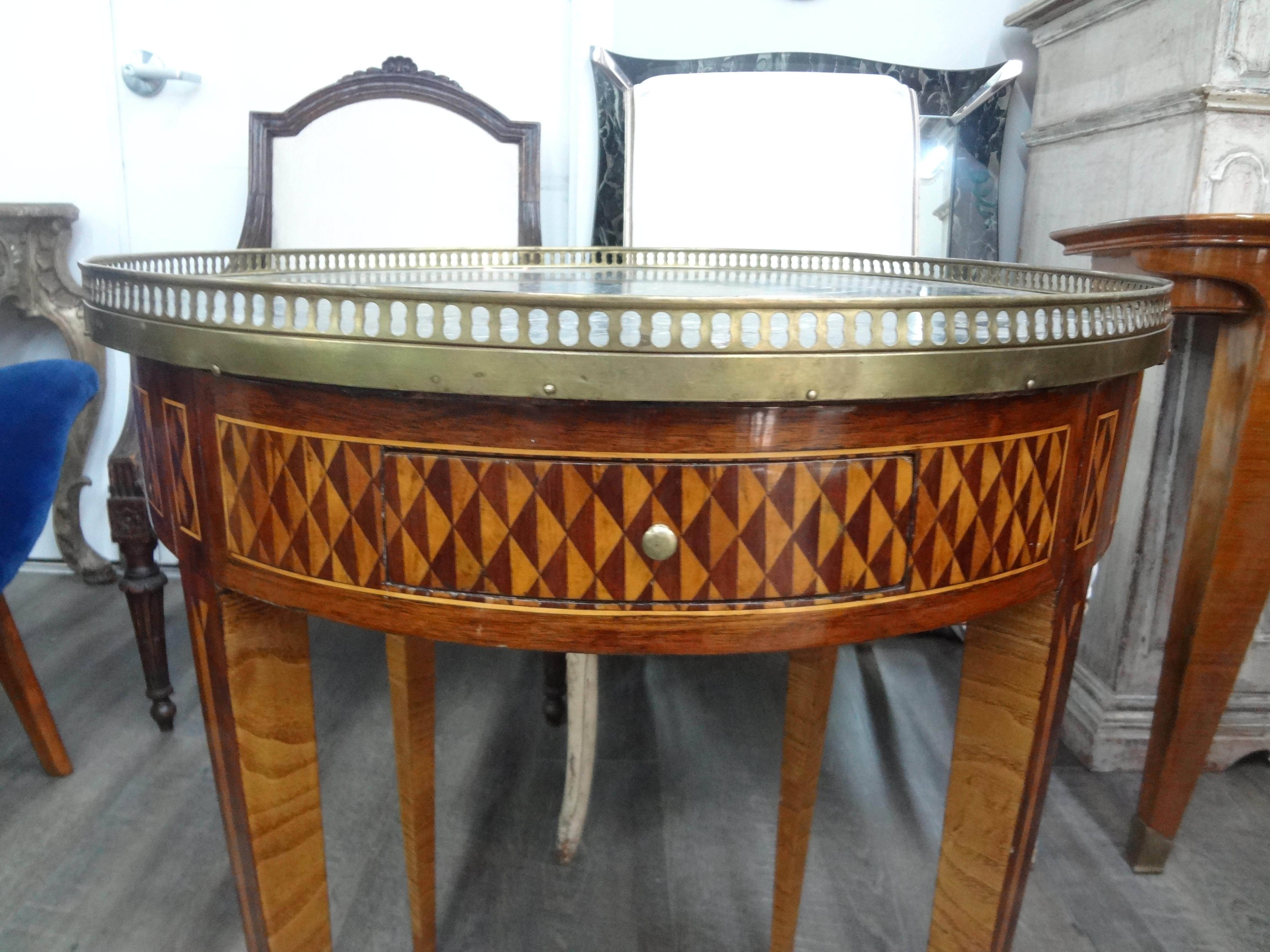 Leather 19th Century French Louis XVI Style Bouillotte Table For Sale