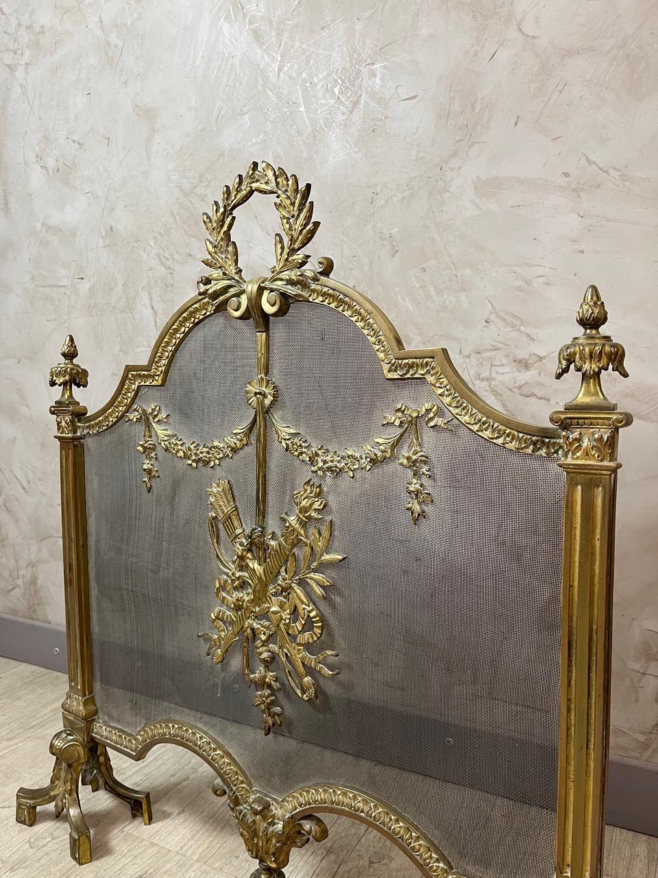 19th century French Louis XVI style Bronze Firescreen en venta 5