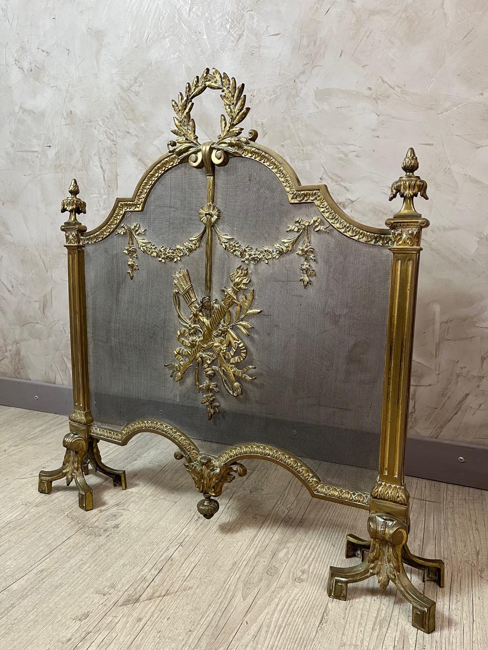 19th century French Louis XVI style Bronze Firescreen en Bueno estado para la venta en LEGNY, FR
