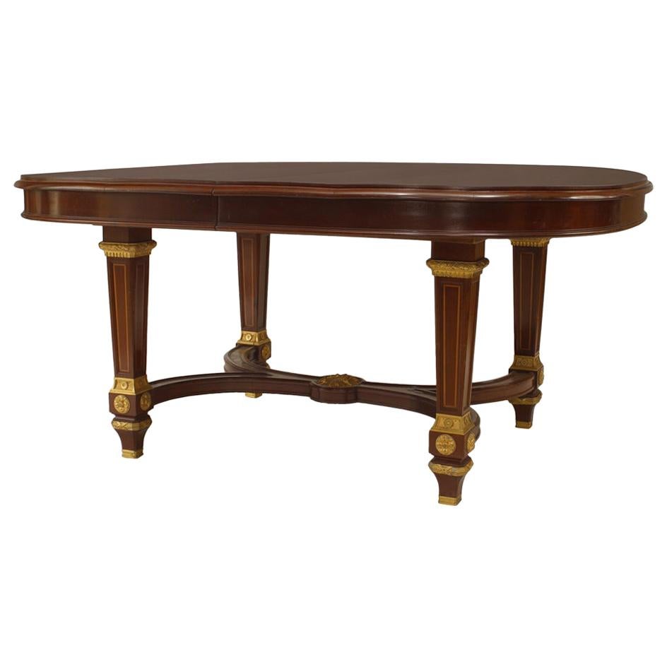 French Louis XVI Mahogany Oval Dining Table