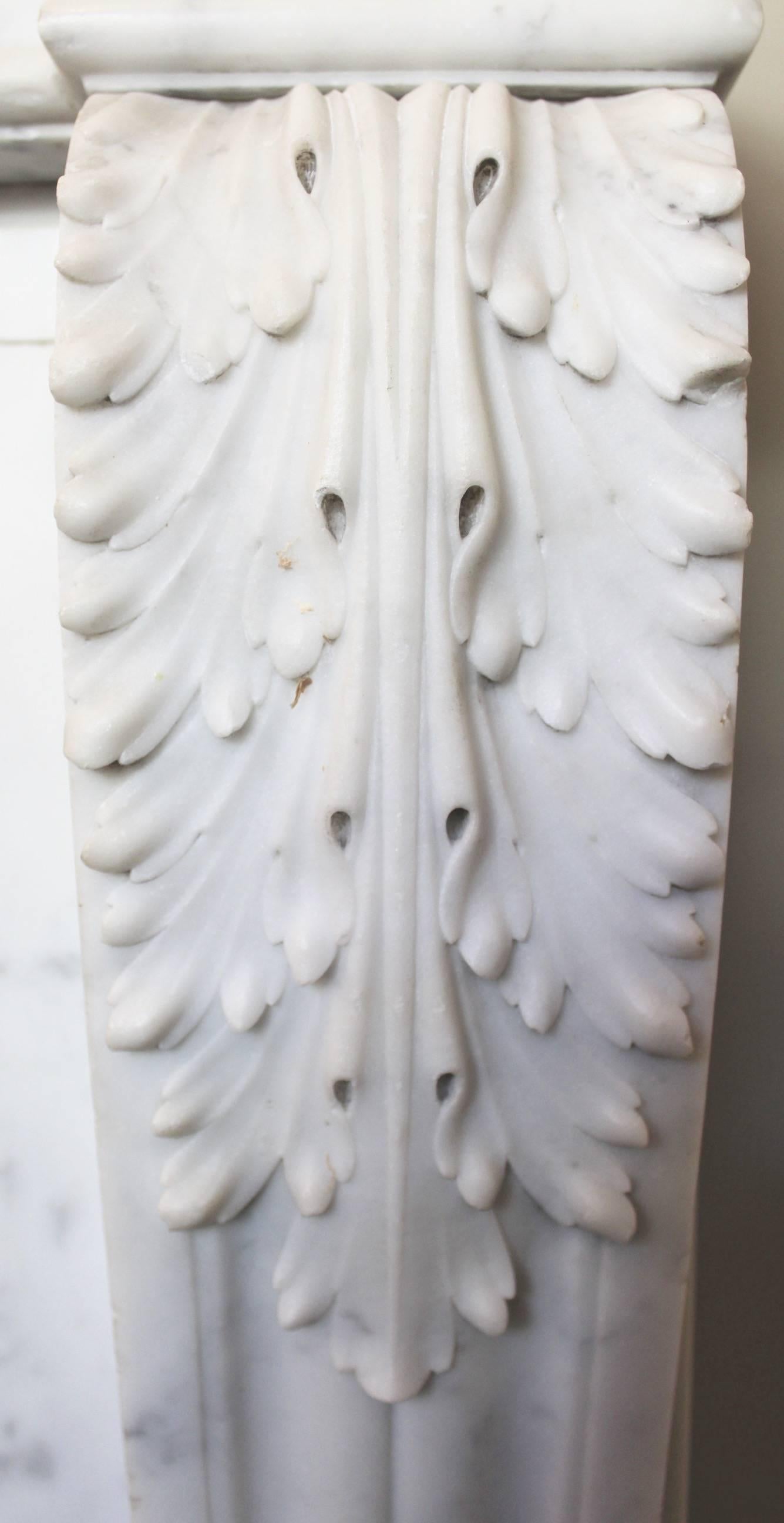 19th Century French Louis XVI Style Carrara Marble Mantel For Sale 1