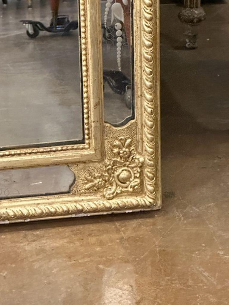 19th Century French Louis XVI Style Carved and Gilt Mirror For Sale 4