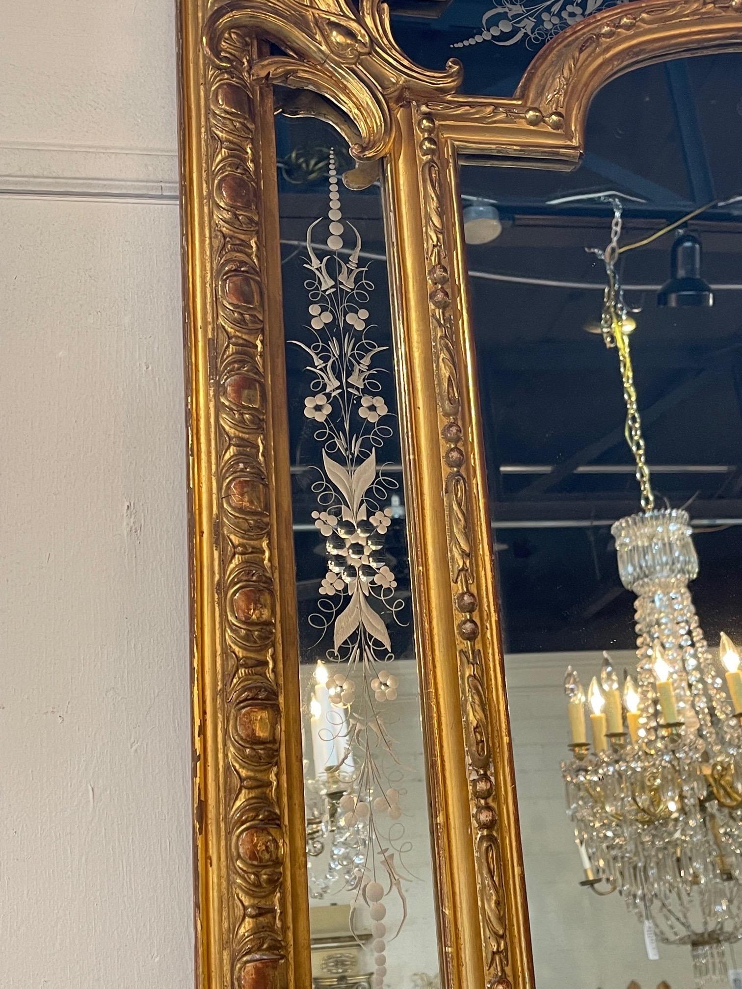 19th Century French Louis XVI Style Carved and Giltwood Etched Mirror For Sale 1