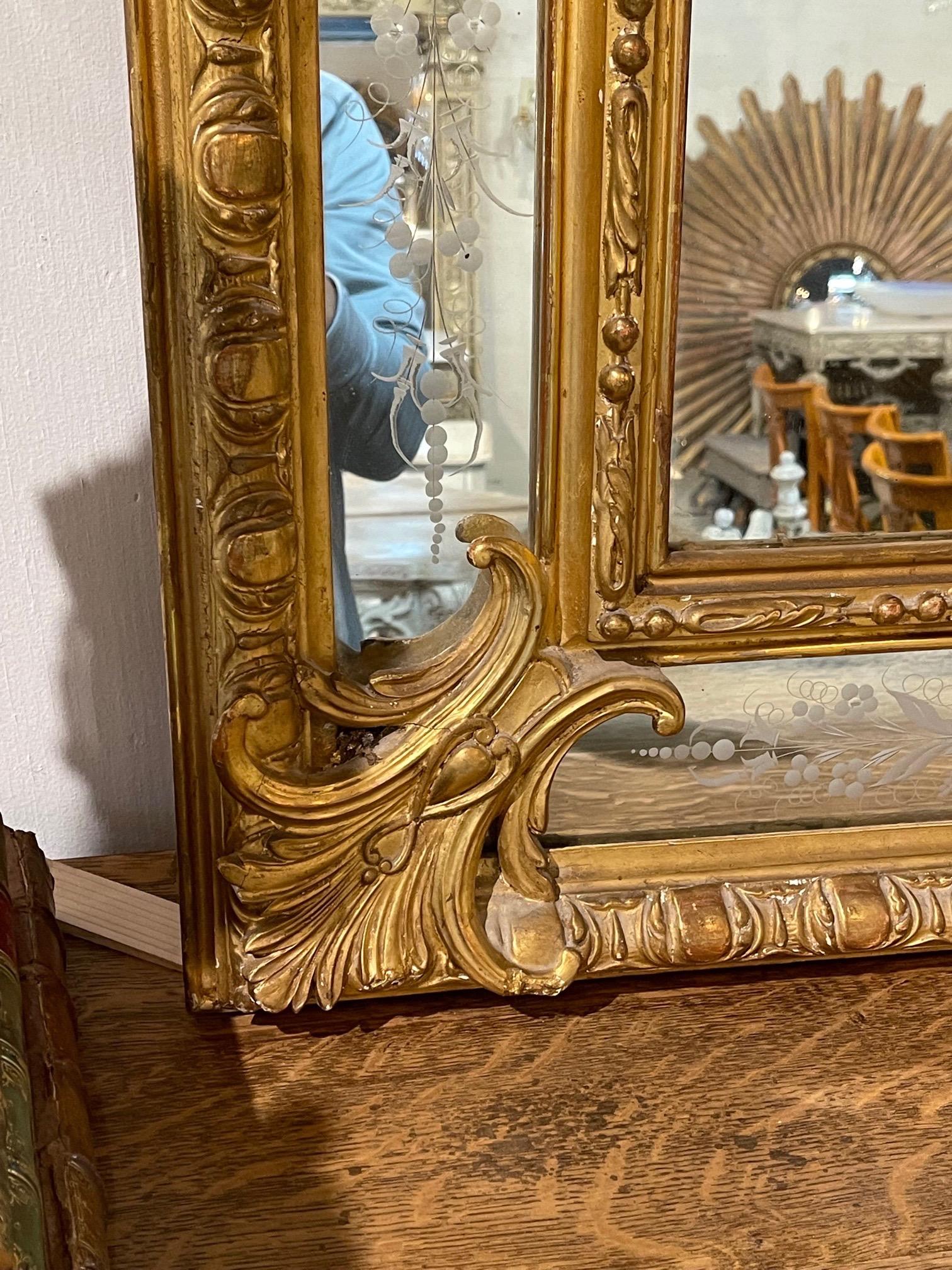 19th Century French Louis XVI Style Carved and Giltwood Etched Mirror For Sale 3