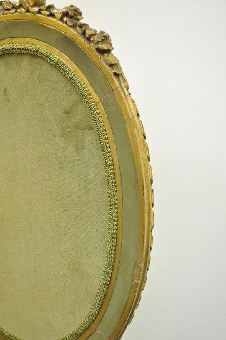 19th Century French Louis XVI Style Carved Giltwood Oval Fireplace Screen For Sale 3