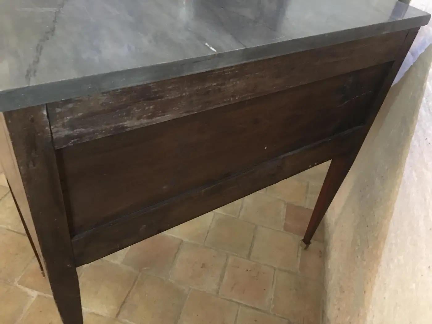 Francese Commode, cassettiera o comò francese in stile Luigi XVI del XIX secolo, firmato in vendita