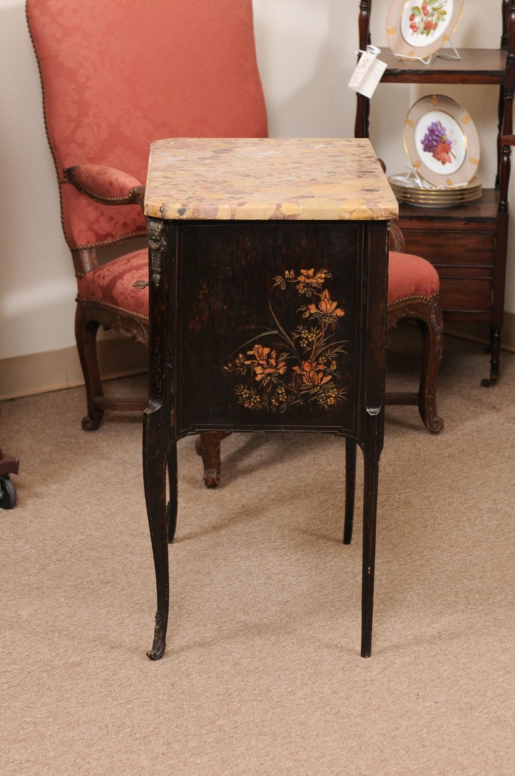  19th Century French Louis XVI Style Commode with Chinoserie Decoration  For Sale 4