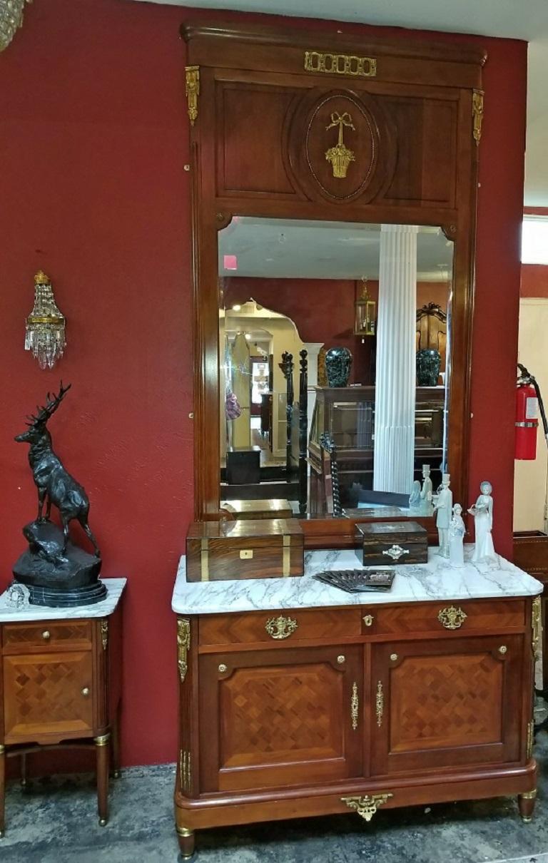 19th Century French Louis Xvi Style Complete Bedroom Suite 19th Century French Louis Xvi Style Complete Bedroom Suite