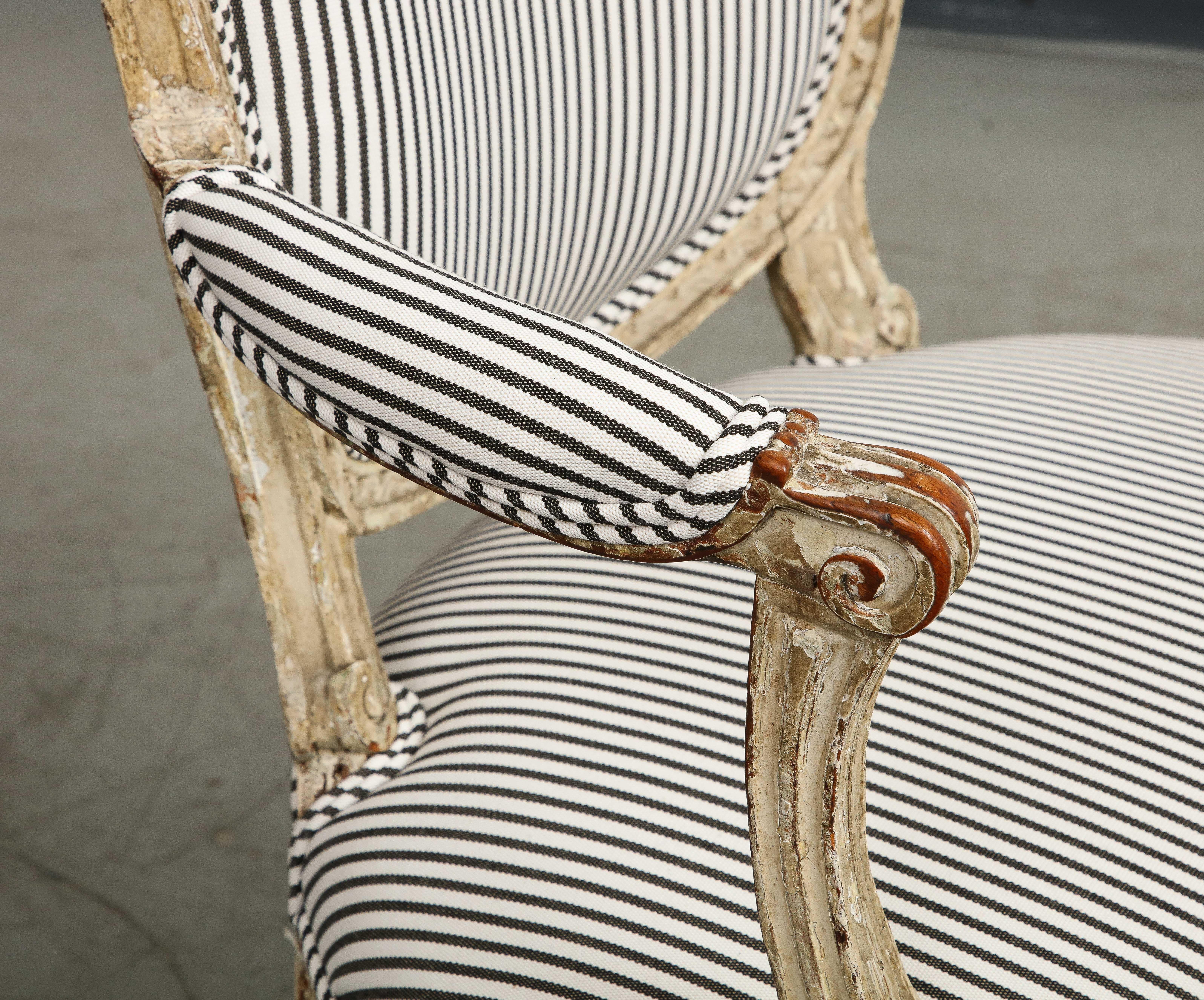 19th Century French Louis XVI Style Fauteuil Chair in Striped Linen Upholstery For Sale 6