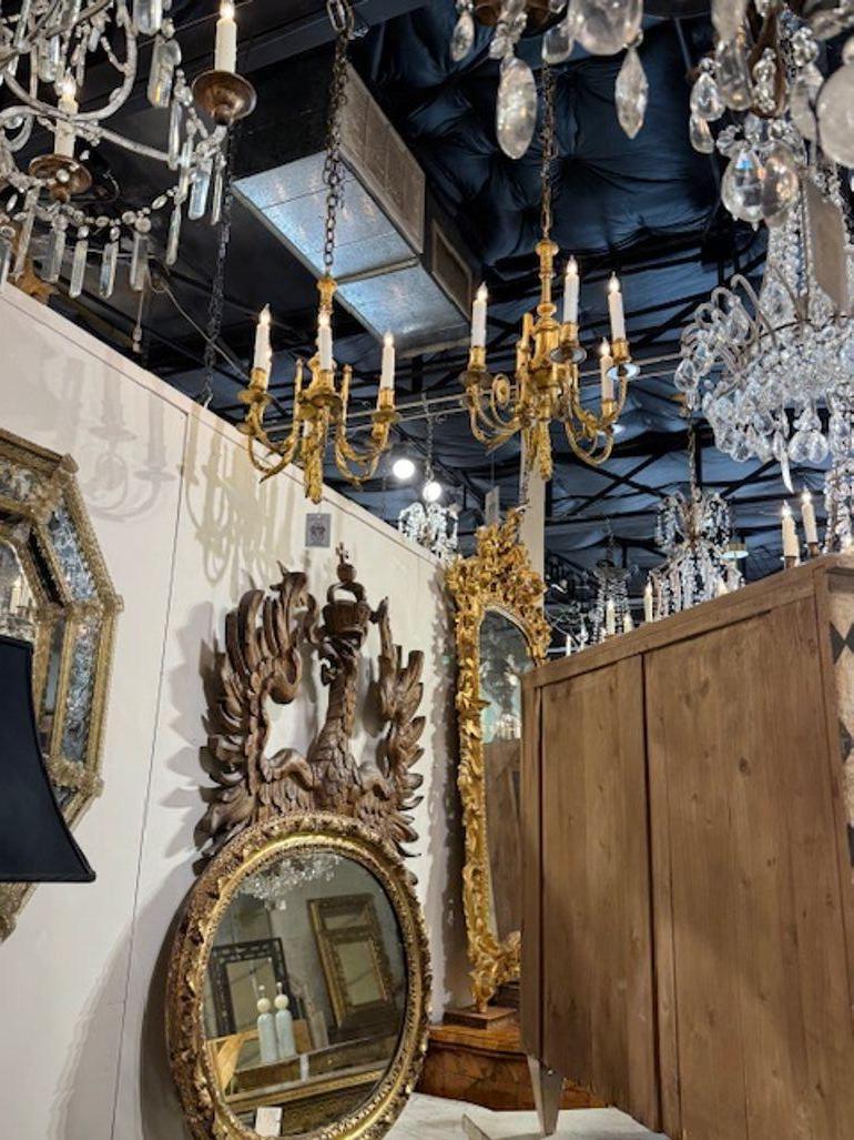 Bronzo Lampadario francese del XIX secolo in stile Luigi XVI in bronzo dorato in vendita